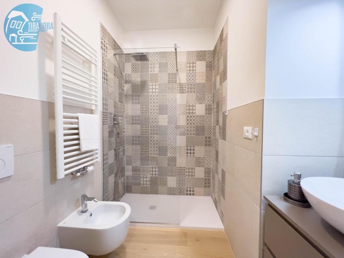 Cavana 2 Tirabora Short Rent Триест Екстериор снимка